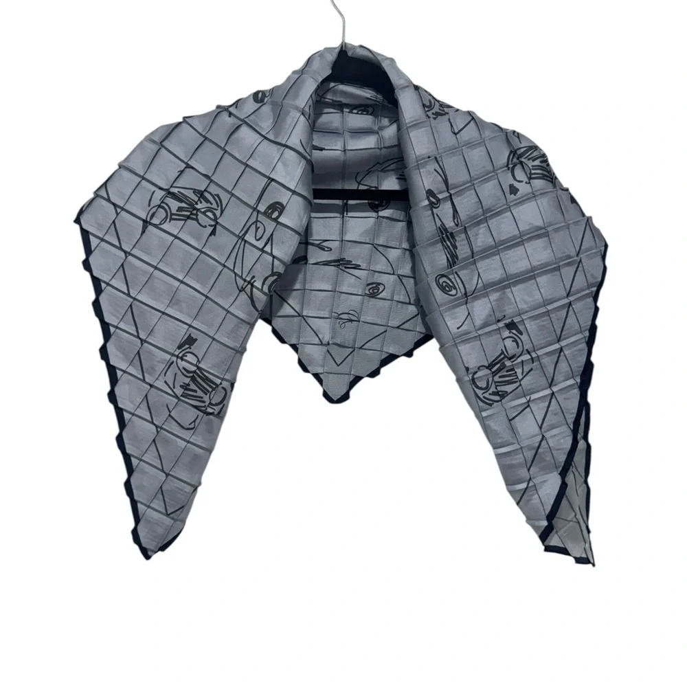 Giorgio Armani Black Label Silk Scarf Gray/Silver Pleated 29x29